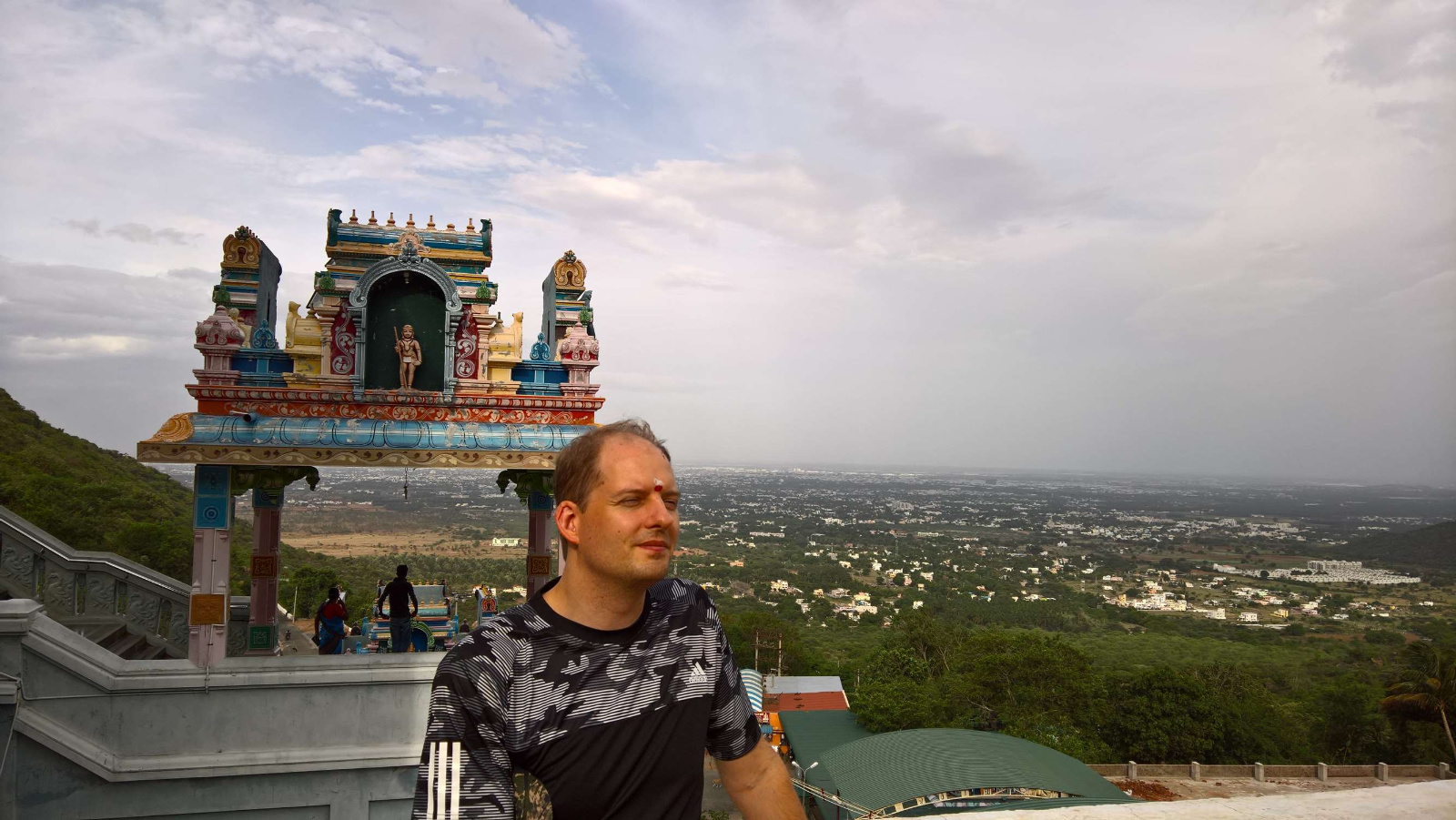 WP 20160630 16 40 02 Rich LI