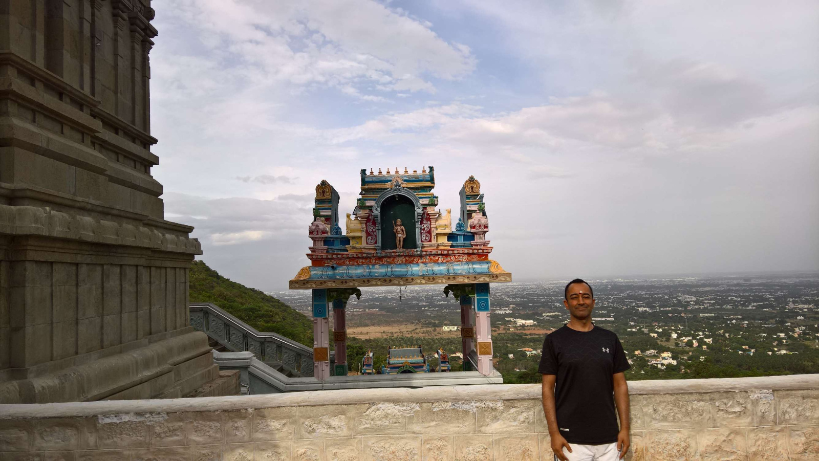 WP 20160630 16 40 29 Rich LI