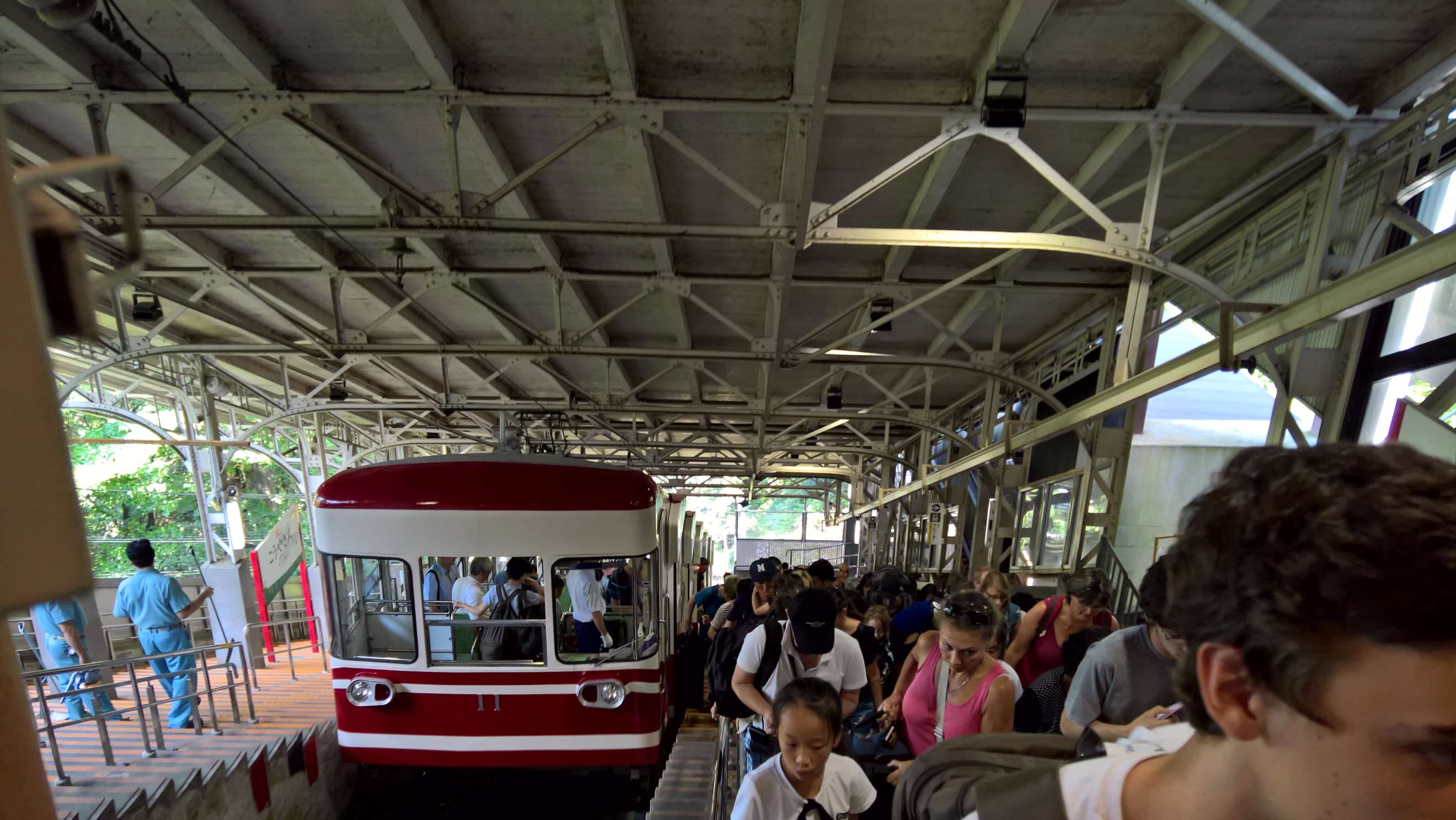 WP 20160722 13 09 48 Rich