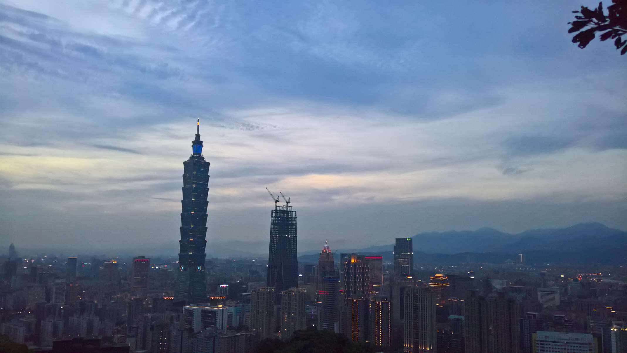 WP 20160805 18 40 25 Pro LI