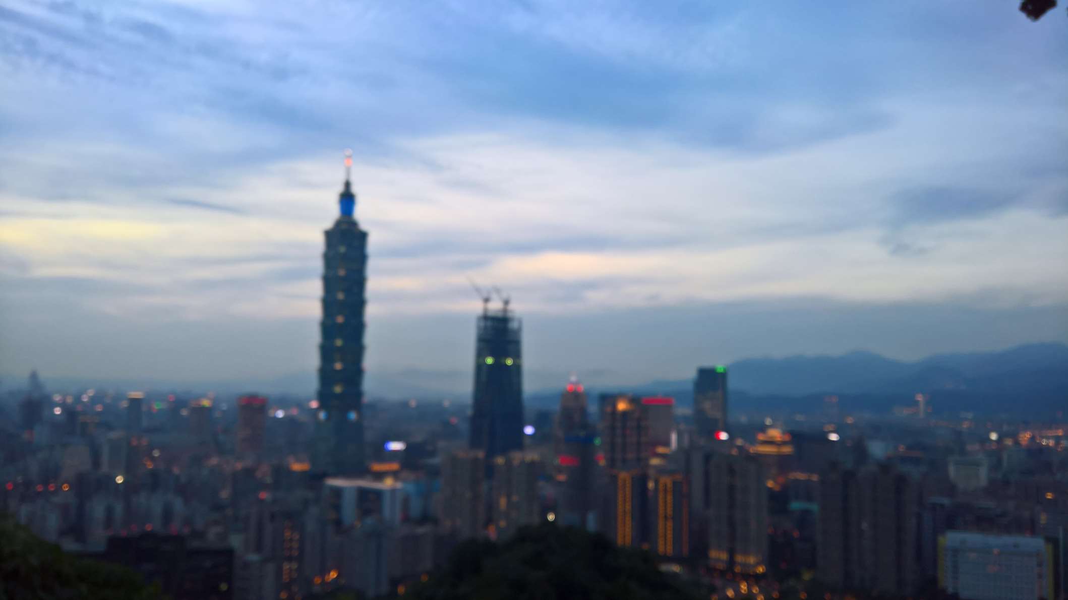 WP 20160805 18 40 37 Rich LI